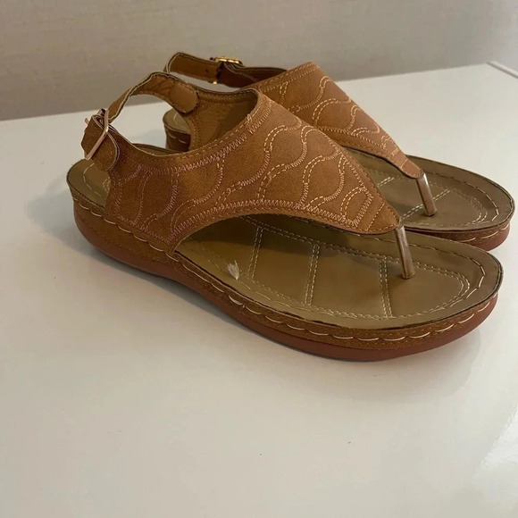 Faux suede sandals size 41 - Picture 4 of 8